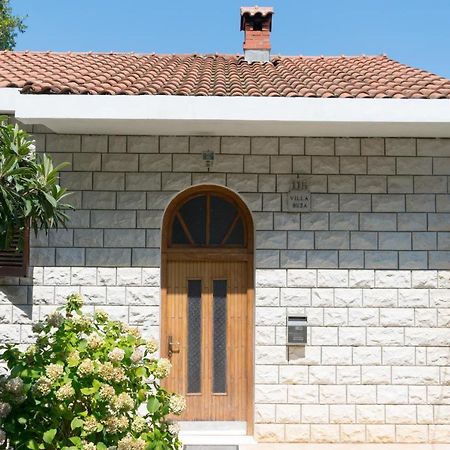Vila Ruza ستون المظهر الخارجي الصورة